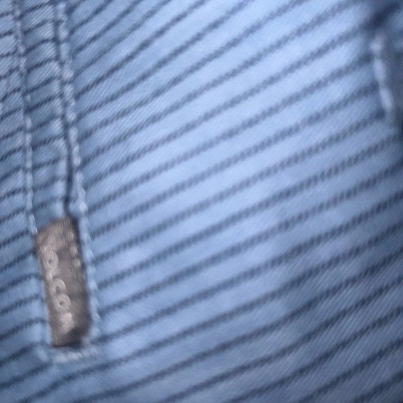 Men’s Volcom Pin Striped Bluish Gray Shorts - Picture 2 of 2